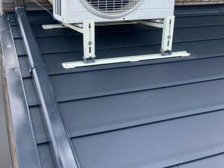 屋根 貼り付け完成